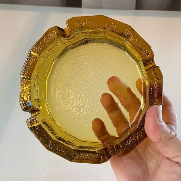 Vintage Mid Century Blenko Honey Amber Gold Ashtray - Picture 3 of 6